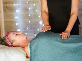 Cómo hacer que tu negocio de masajes sea un éxito con estrategias de marketing humorísticas